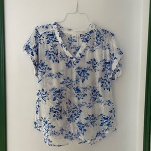 Gap floral blouse NWOT